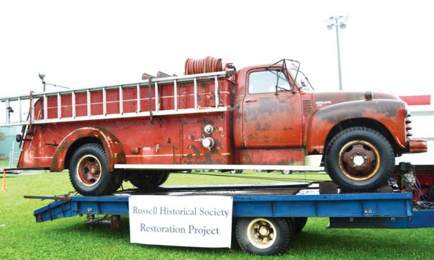 Restored 1952 fire truck to star in parade