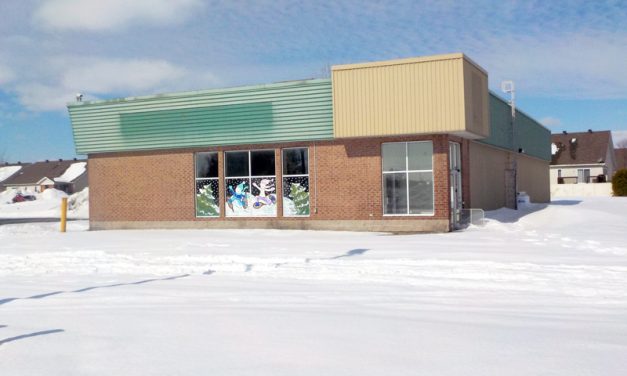 Eatery possible in old  Foodland under new ownership