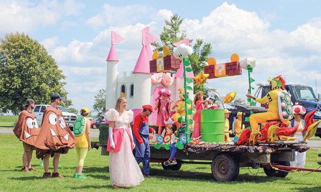 Mario, Luigi and friends parading around at the Tubie Weekend