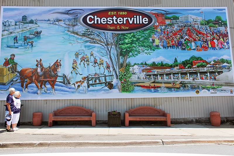 New mural unveiled in Chesterville