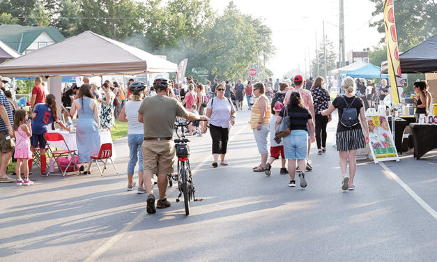 Meet Me on Main Street, Embrun: Community in both official languages