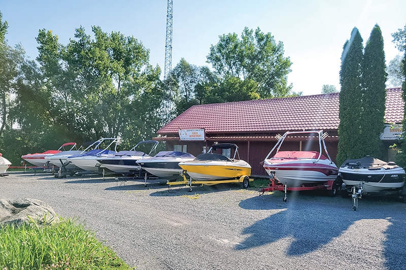 Kemptville Land and Sea: New indoor showroom now under construction