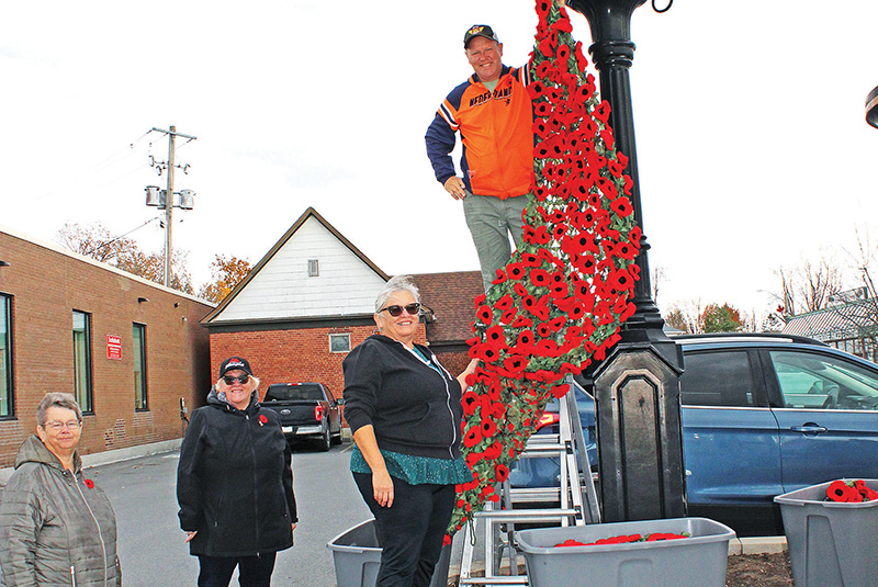 North Dundas commemorates their service